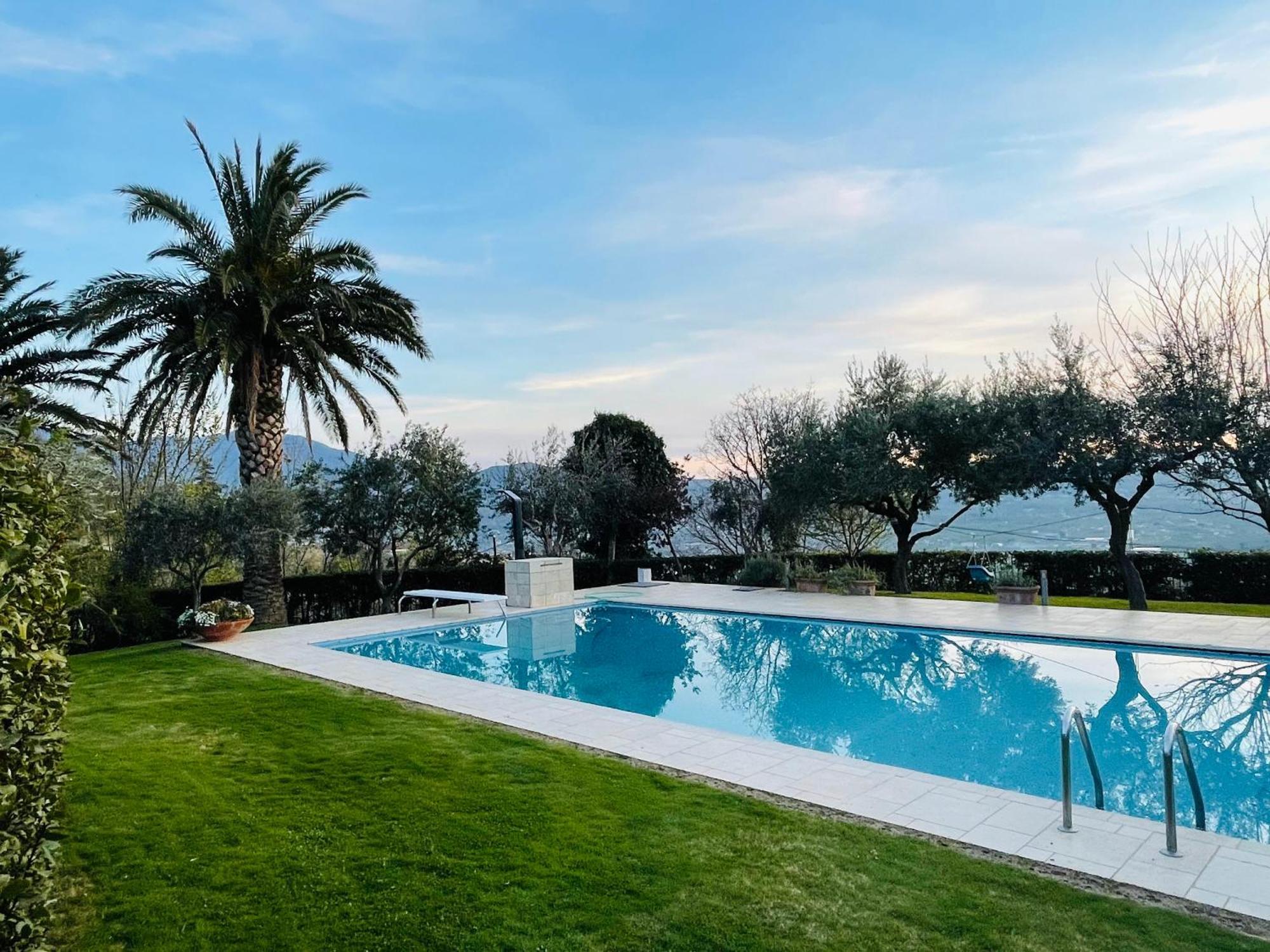Villa Mandetta B&B Santo Stefano del Sole Exteriör bild