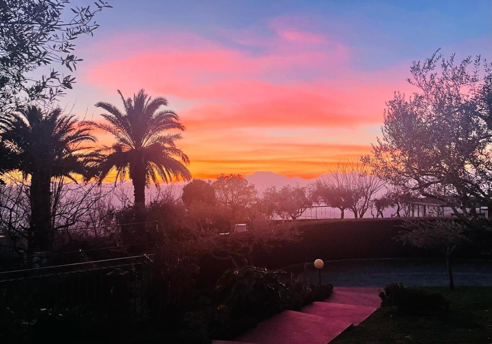 Villa Mandetta B&B Santo Stefano del Sole Exteriör bild