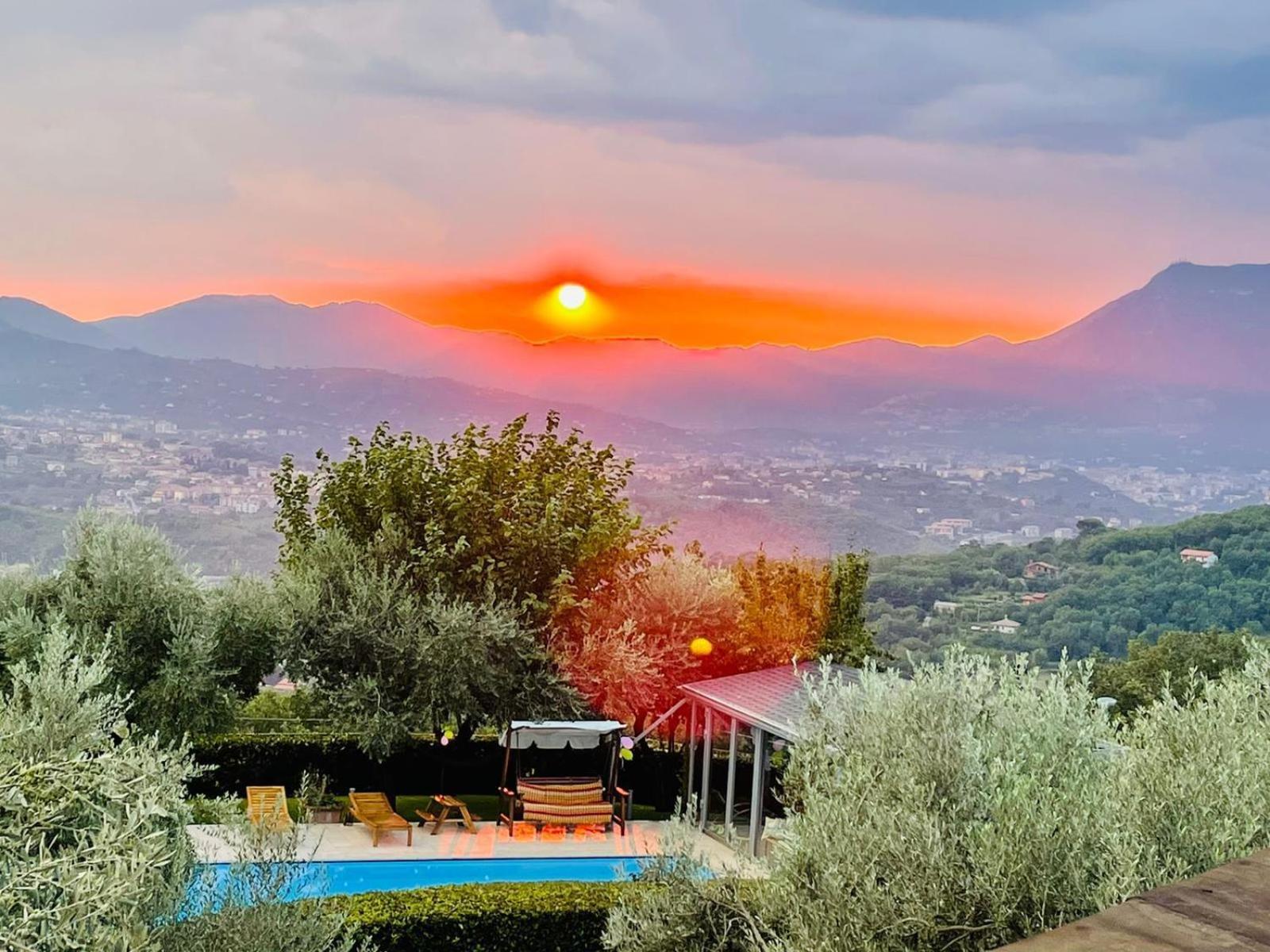Villa Mandetta B&B Santo Stefano del Sole Exteriör bild