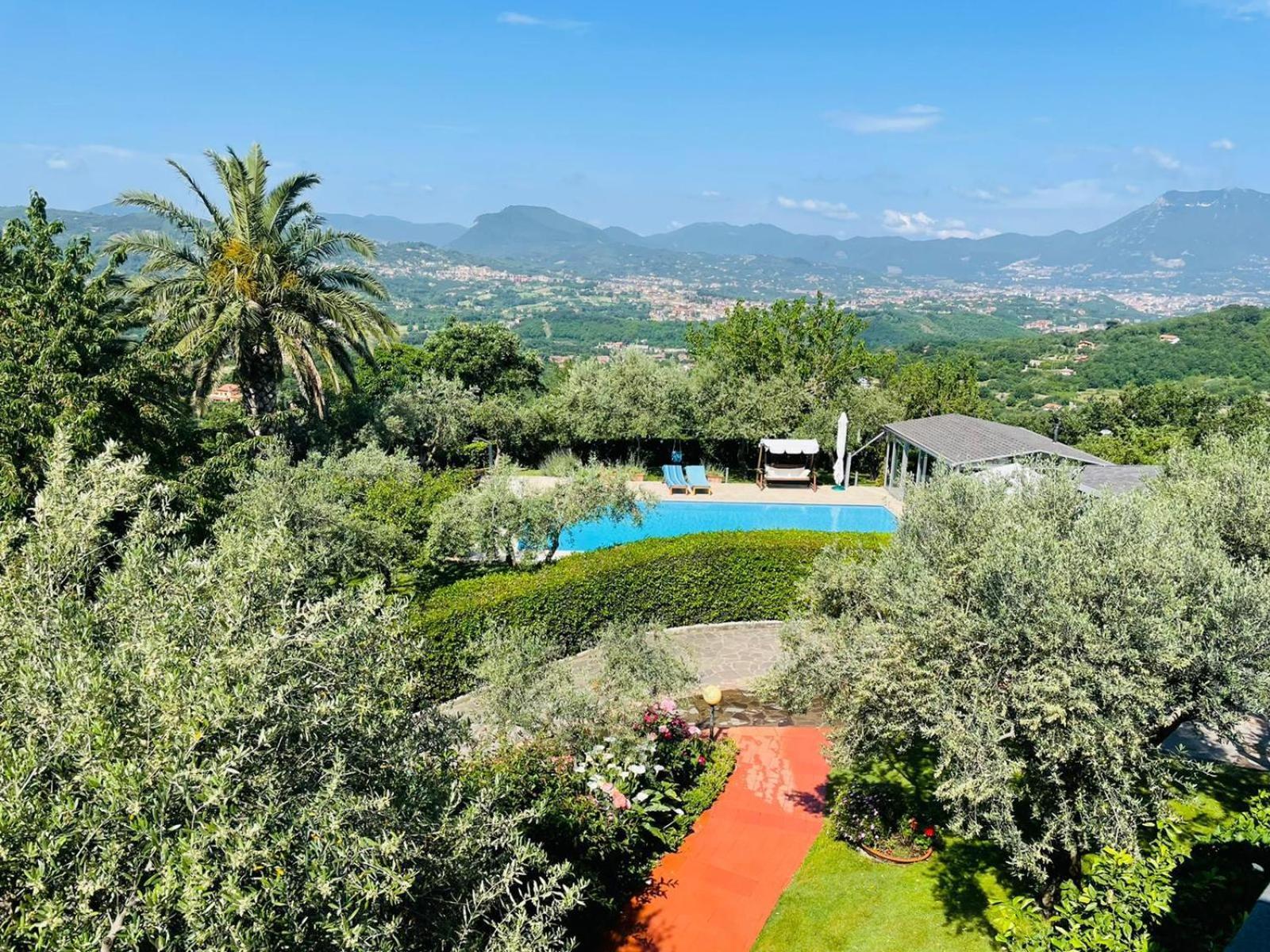 Villa Mandetta B&B Santo Stefano del Sole Exteriör bild