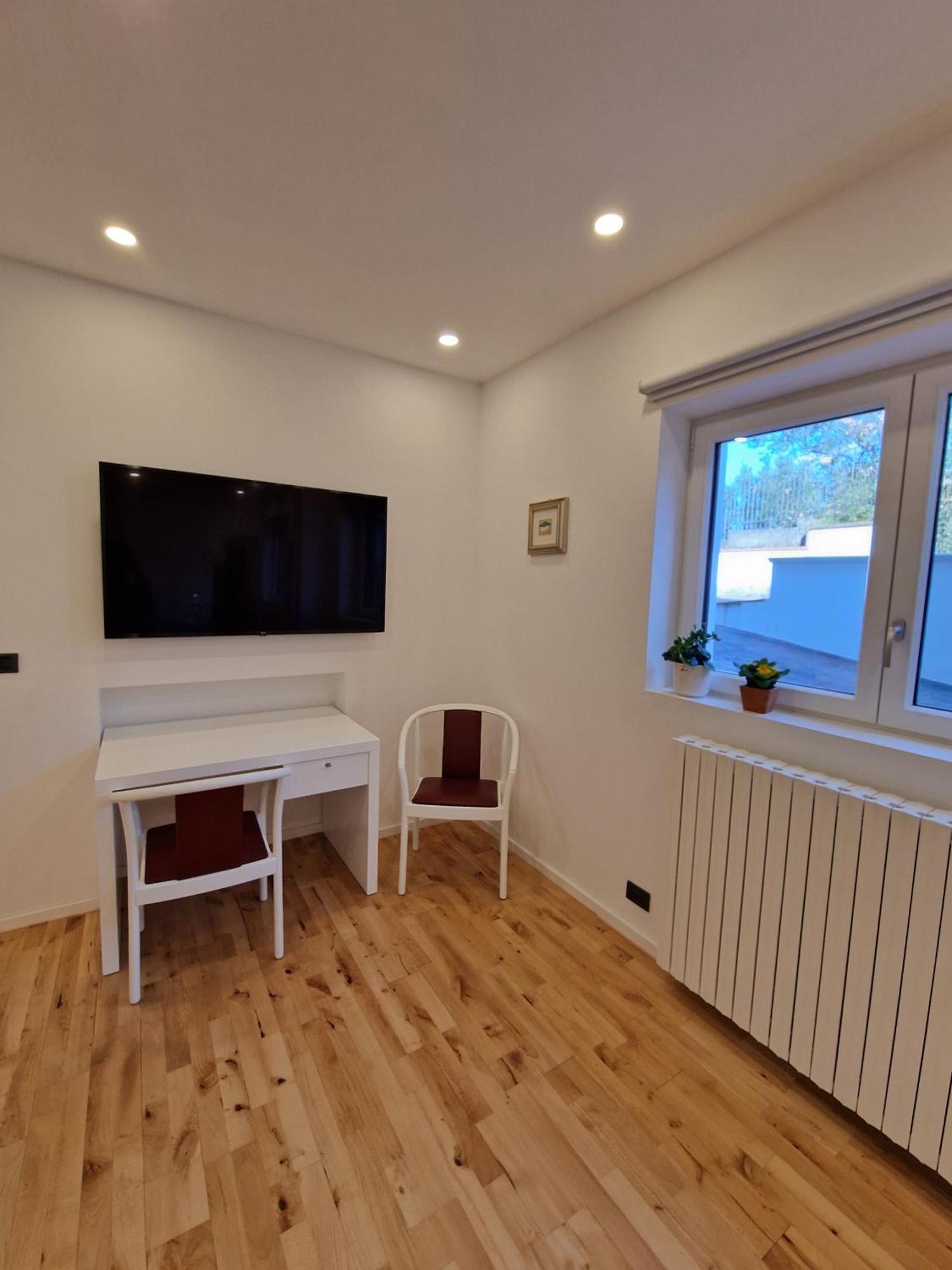 Villa Mandetta B&B Santo Stefano del Sole Exteriör bild